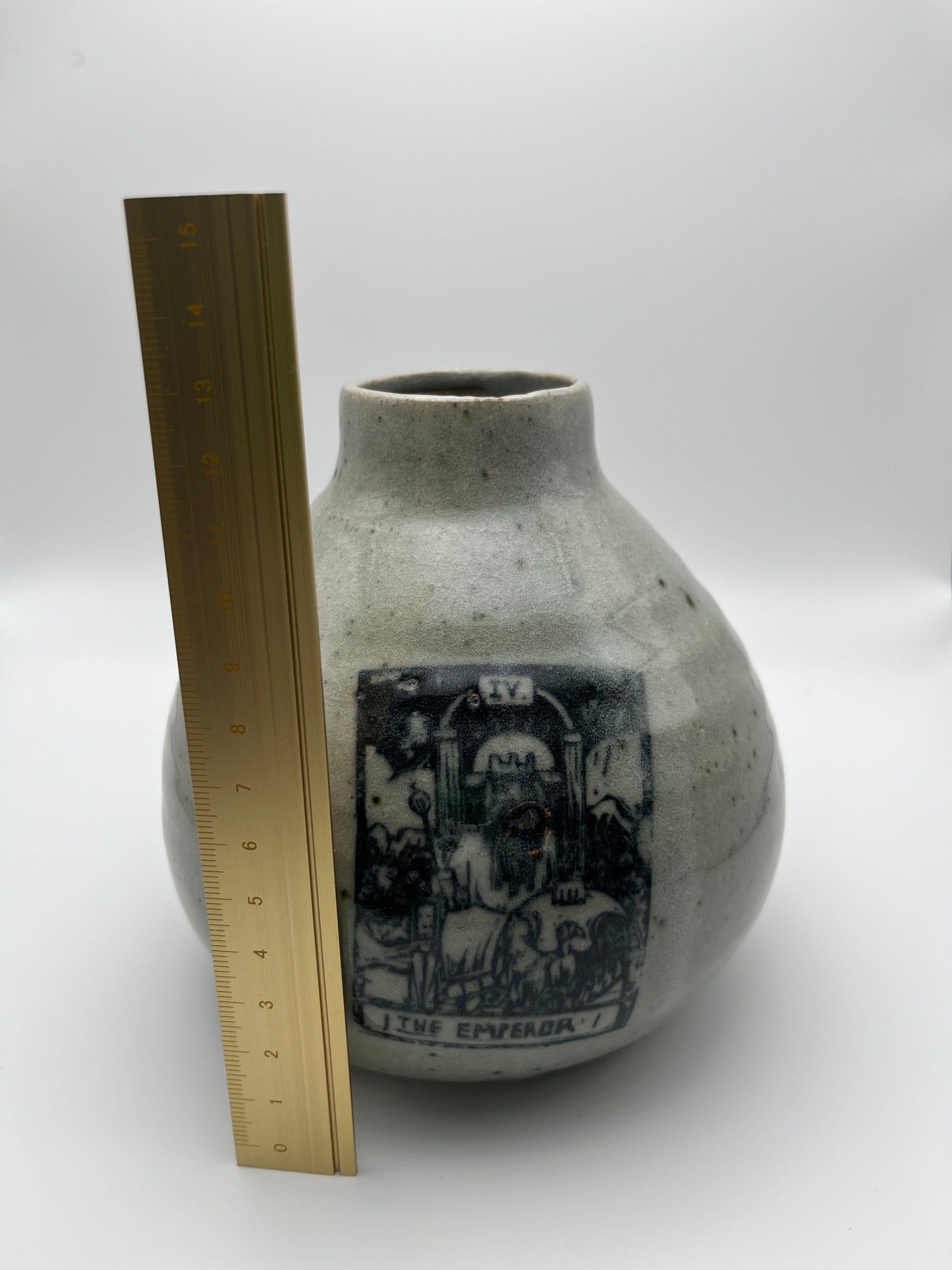 Emperor & Empress Tarot Cards Vase